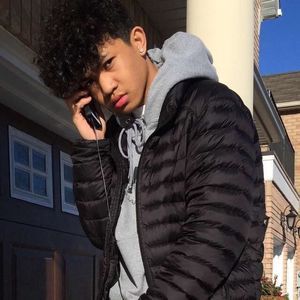 Meet your Posher, Mark